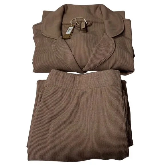 SKIMS Soft Lounge Sleep Set Team USA Sienna Small - Picture 16 of 16